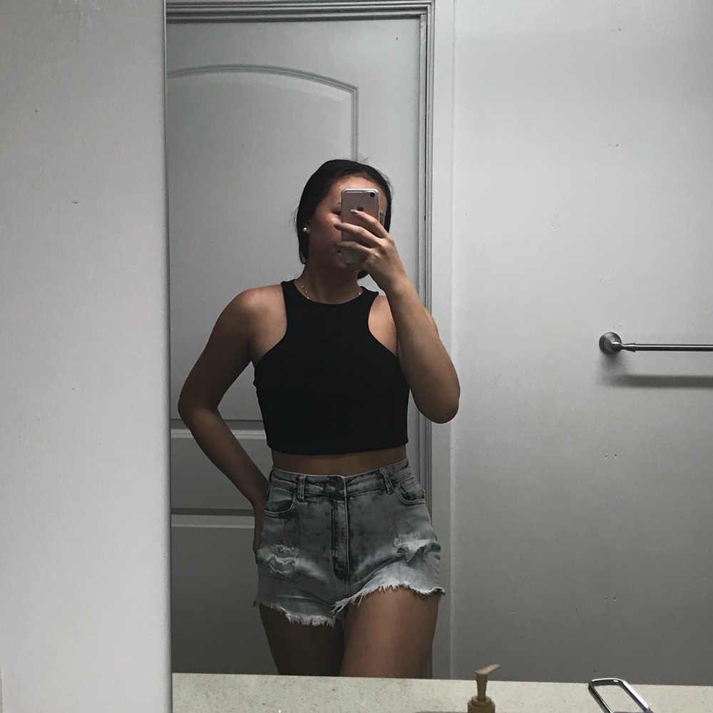 Black crop top